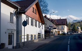 Apartament 451
